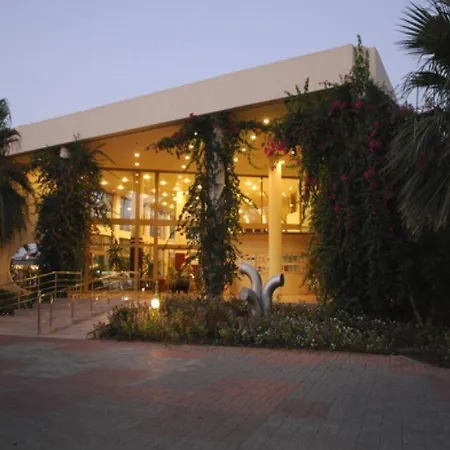 Club Golden Beach 4* Side